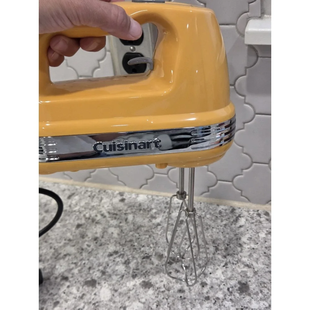Cuisinart Discontinued Power Advantage 5 Speed Hand MixerHM-50 Yellow Tangerine